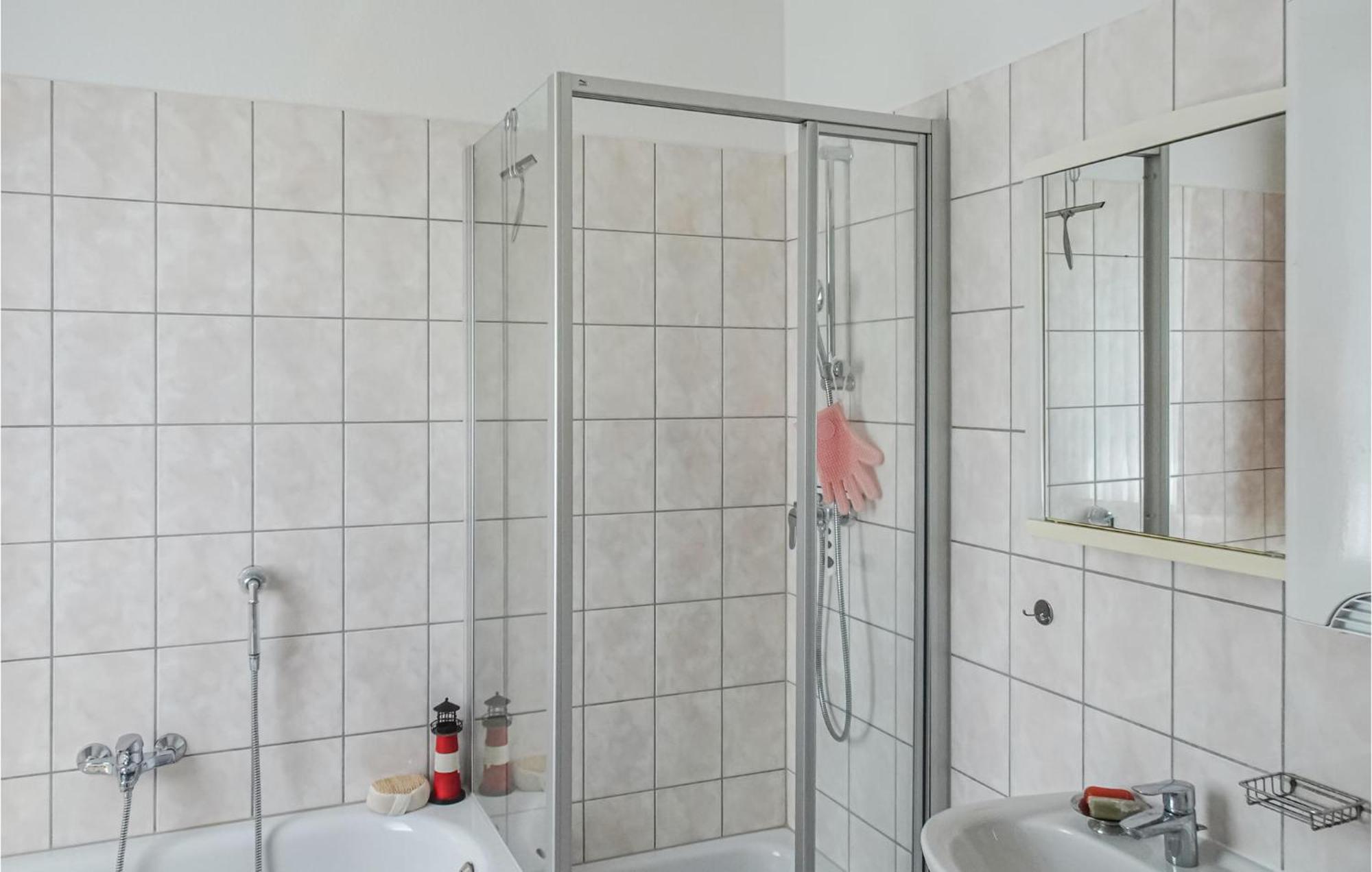 3 Bedroom Nice Home In Pinnow Ot Godern Buitenkant foto